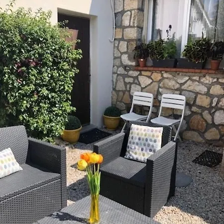 Bijou Juan-les-pins Homestay Antibes
